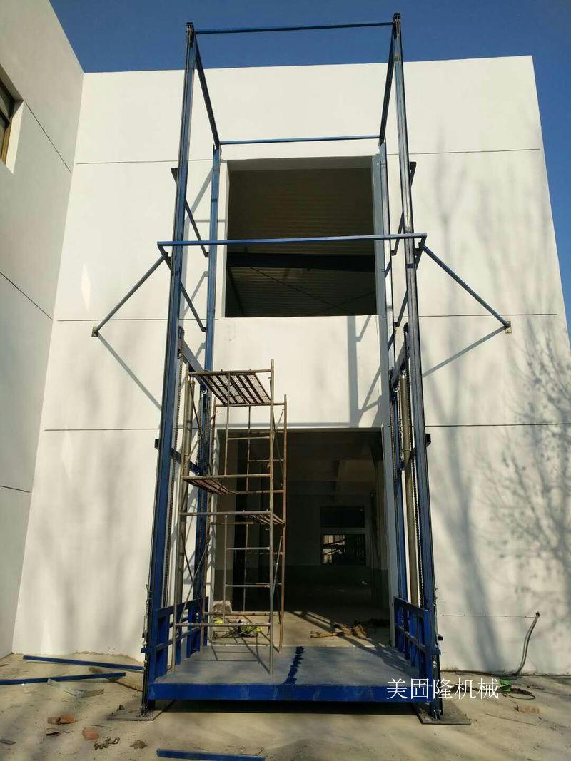 阿坝仓库专用导轨式升降货梯价格
