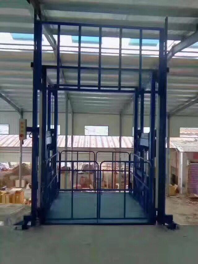 阿坝简易货梯